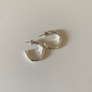 silver small/medium hoops